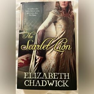 2/$15 🇬🇧 The Scarlet Lion by Elizabeth Chadwick, paperback book
